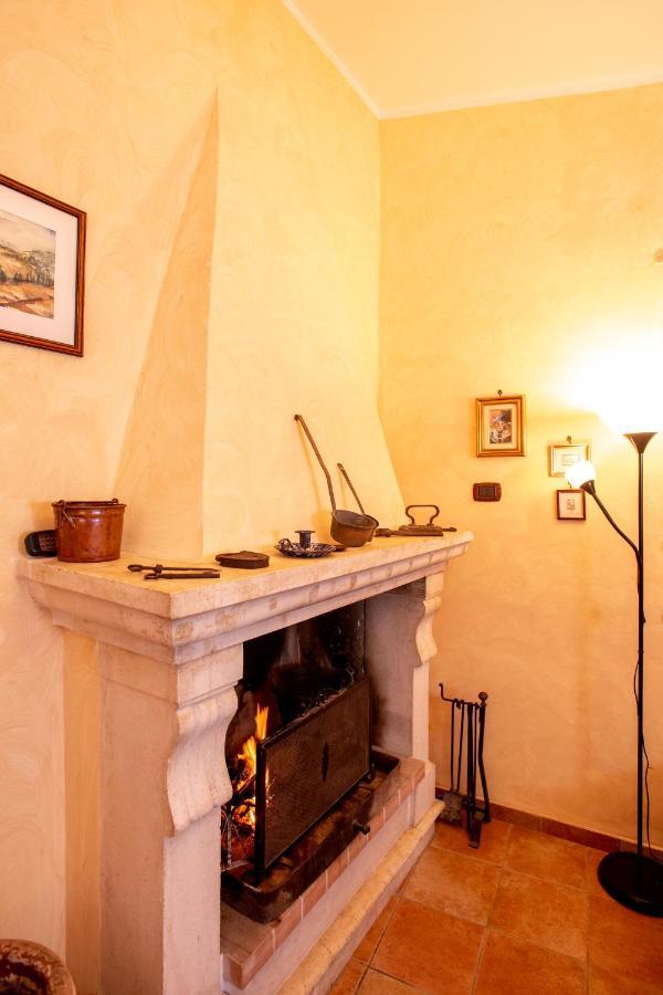 Casperia Relax Nell' Antico Borgoヴィラ エクステリア 写真
